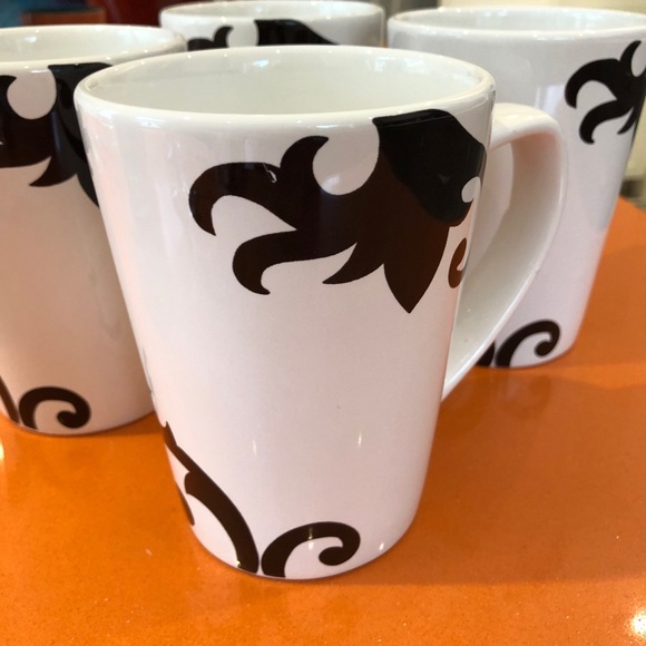 Black and white coffee tea mugs - Picture 3 of 4